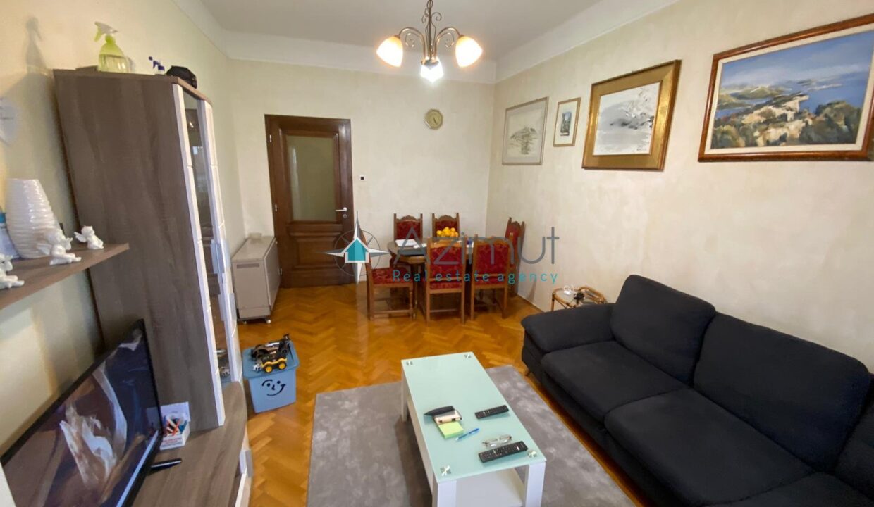 150 m2